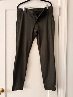 Rhone Dark Olive Commuter Pants